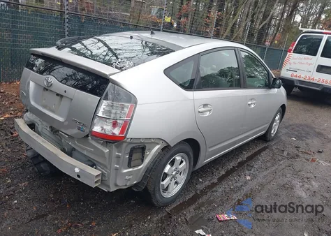 2005 Toyota Prius z USA, uszkodzony, nr VIN JTDKB20U757021489